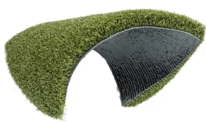 Synlawnのゴルフ用人工芝「TeeStrike」の写真