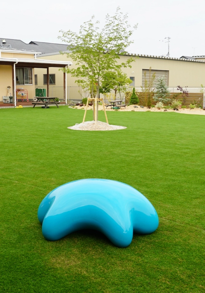 宮城県大崎市の虹の精認定こども園の人工芝
